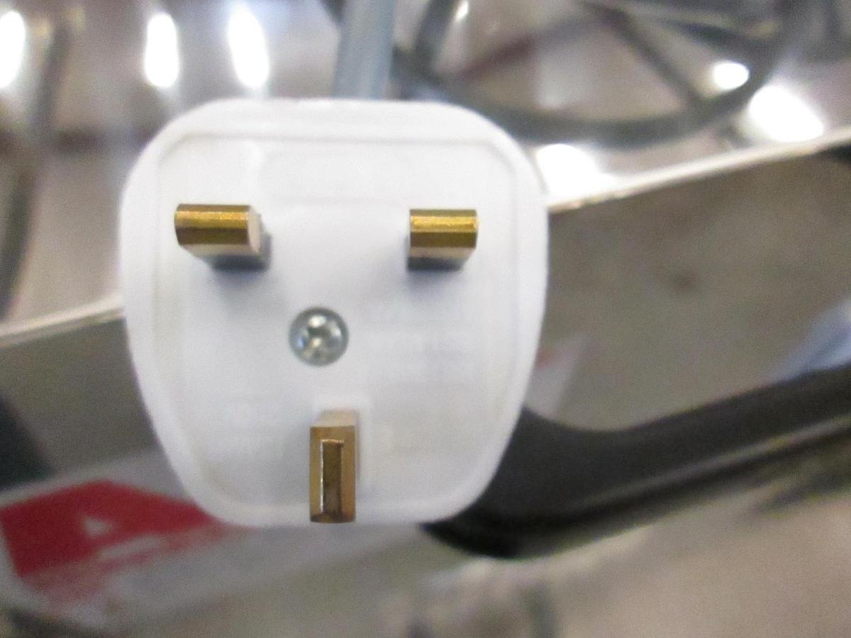 Used AAF International, R2E 225 BD 92 09, AstroFan Fan Filter Unit, Used