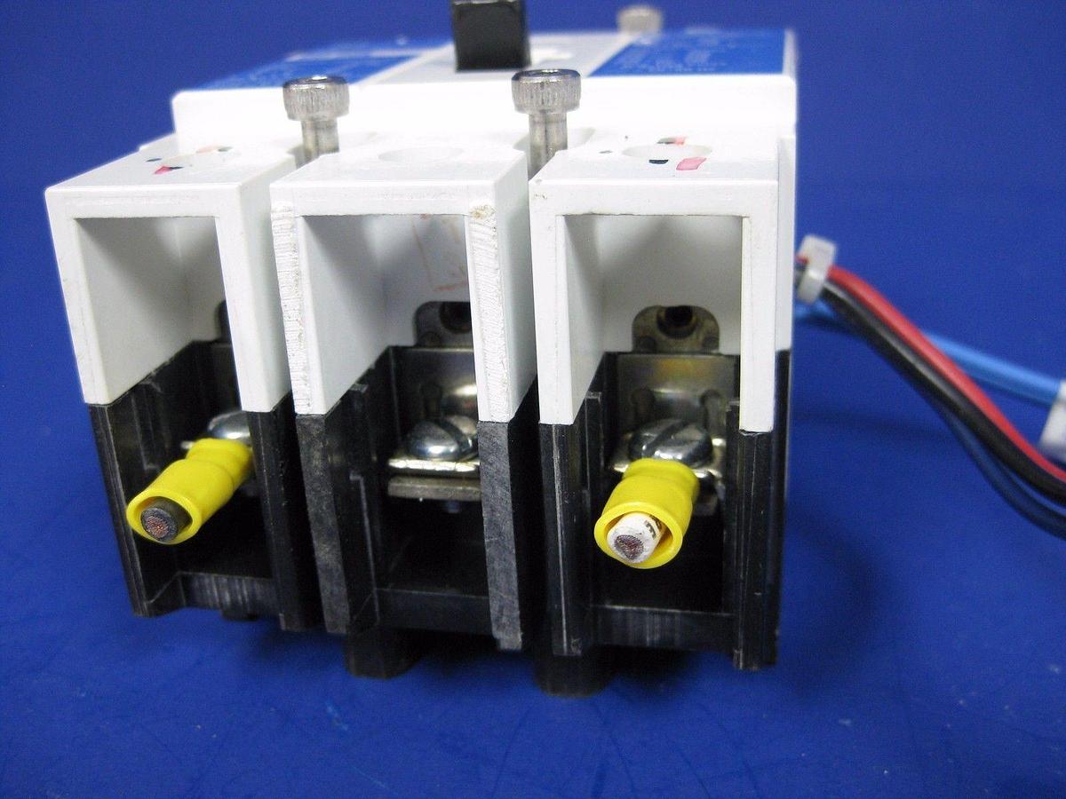 Used Cutler Hammer GD 22K Circuit Breaker 20A, 3 pole,