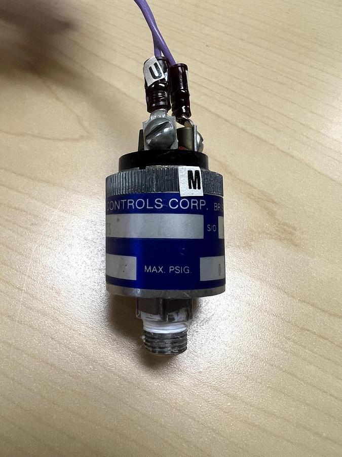 Used Whitman Controls  P117V-3H-C12TS Adjustable Pressure Switch, Used