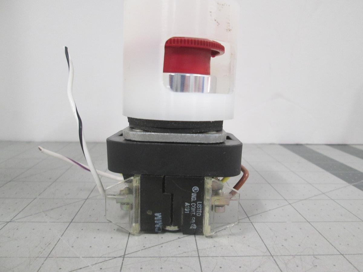 Used Allen-Bradley, 800T-FXT6JJLL,30MM, Push-Pull Twist Release Red PushButton, Used