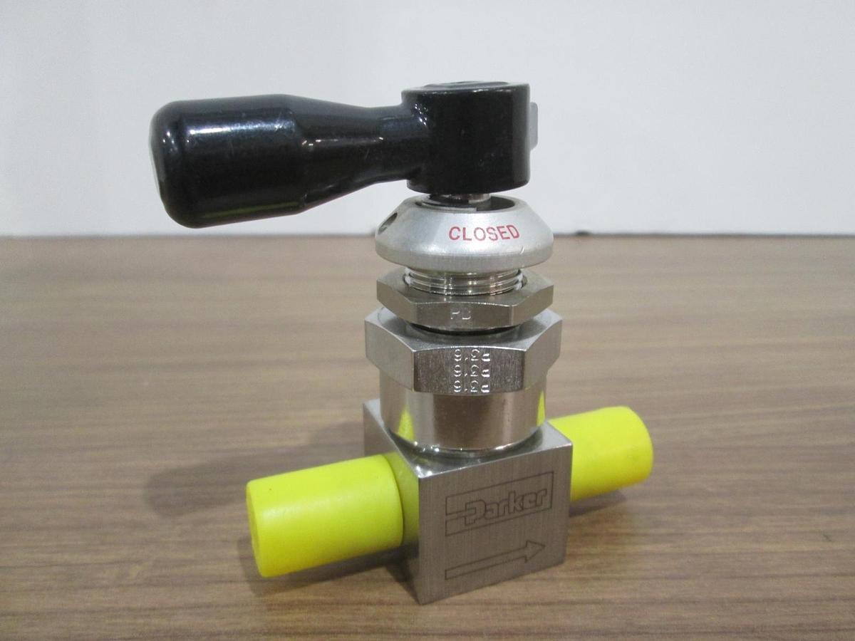 Used Parker, 4V-DPQ4K-SSP-PP, Stainless Steel Diaphragm Valve, Used