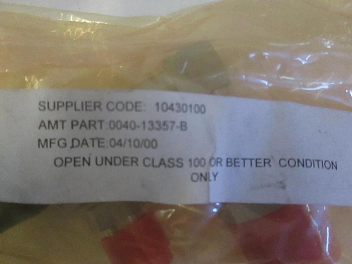 AMAT, 0040-13357, Adapter, Pressure Gauge, STD And H2O, Mixed, New