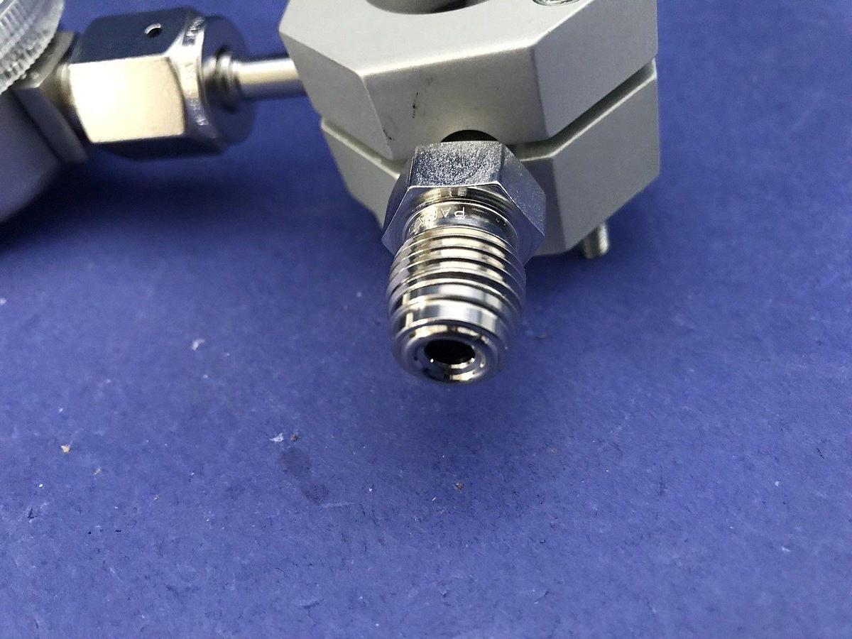 Used Semi Gas Systems Pressure Gauge Assy, 30-0-30, w/ Tee Fitting & 1/4" MVCR Ports