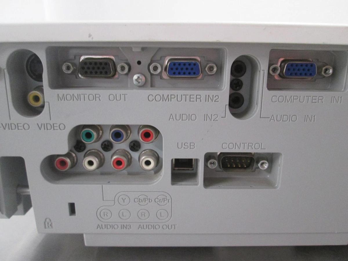 Used Hitachi Model: CP- X2010, LCD projector 100-120v/ 220-240v , 50/60Hz 3.7-1.0A