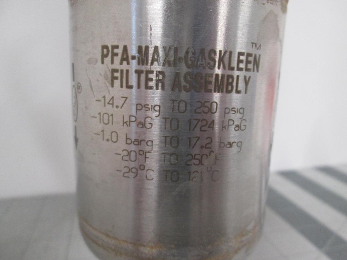 Used Pall, Maxi Gaskleen 8202, GLFPF8202VMM8, Emflon PF PTFE Gas Filter 1/2" VRC, Used