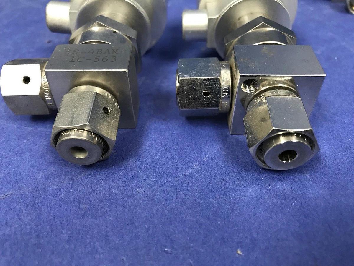 Nupro Pneumatic Right Angle Valve SS-4BAK-1C-563, 1/4" FVCO N/C, Lot of 2 Used