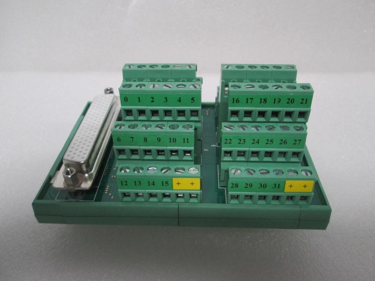 Phoenix Contact, DAQ-DB32IO, Terminal Block, New