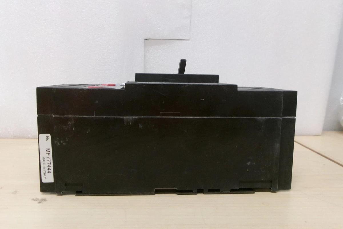 Used ABB, Circuit Breaker, 125A, TF2225 Used with shunt trip