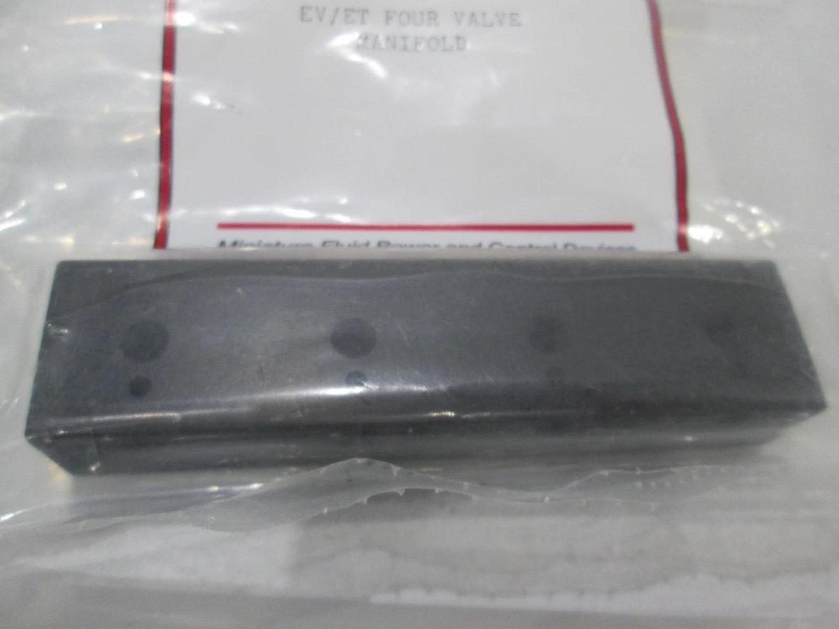 Clippard, 15482-8, Multi-Valve Manifold, 8 Position, New, Lot of 4