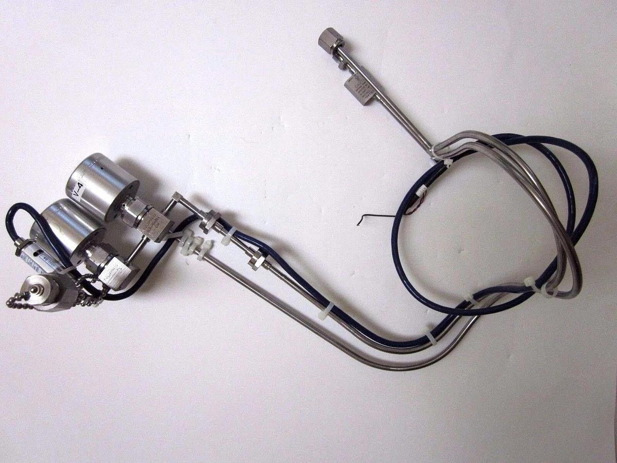Used Air Products Pigtail Assembly for a GasGuard 450 Gas Cabinet CGA 320
