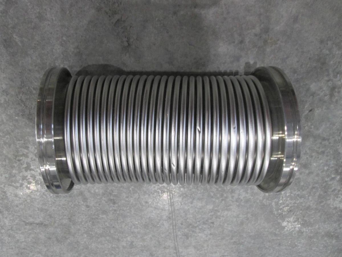 Used Stainless Steel Formed Bellows Vacuum Pipe / Hose, 7 1/2"L, 107MM Flange, Used