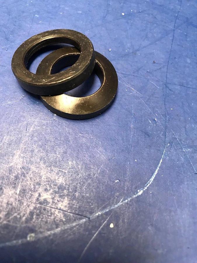 Used 3/4" Round Beveled Washer, 31 Cone / Taper Sets