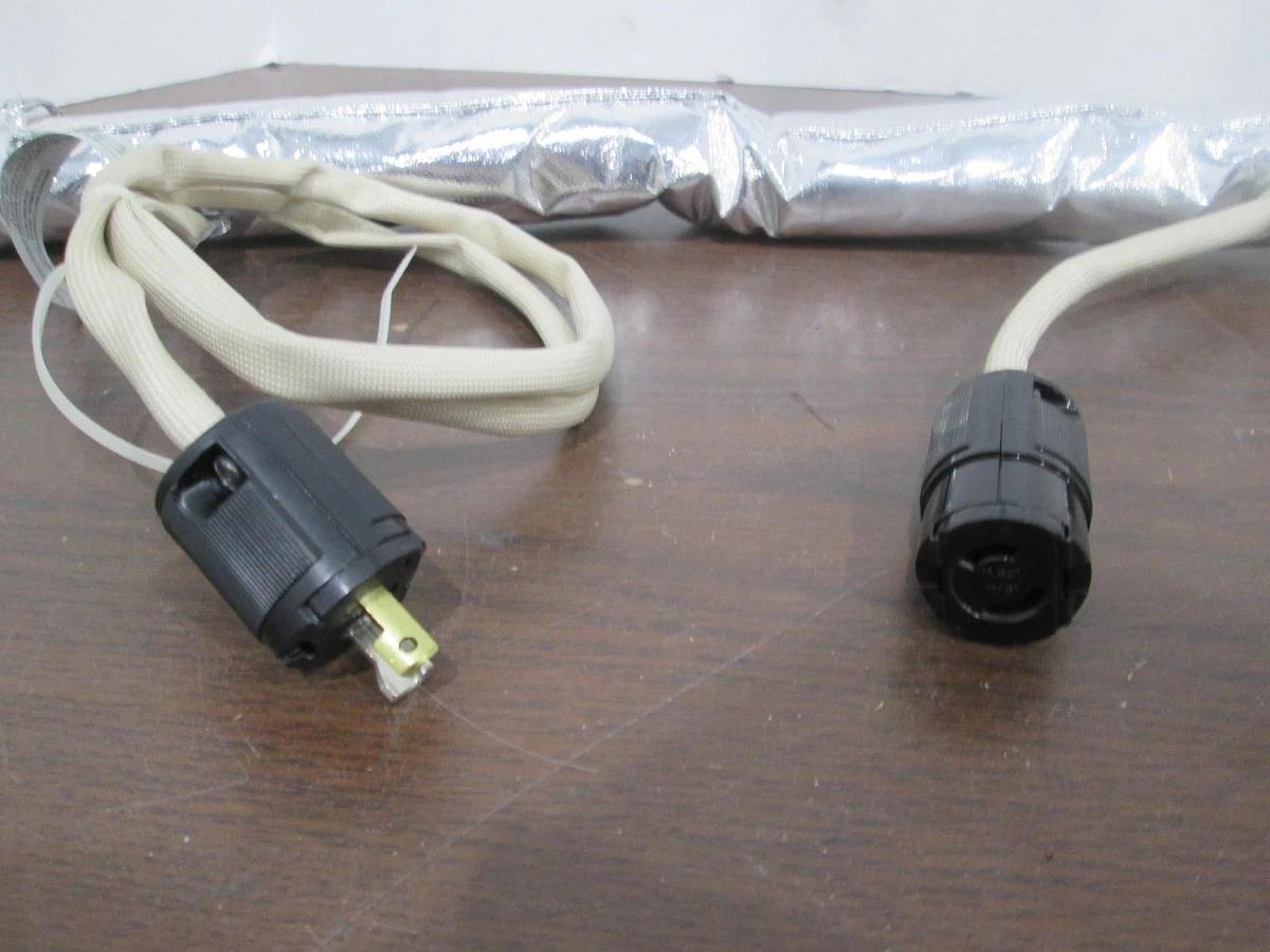 Used BriskHeat, TMS211214, Insulator Jacket, 120V, .71A, 85W, Single Phase, Used