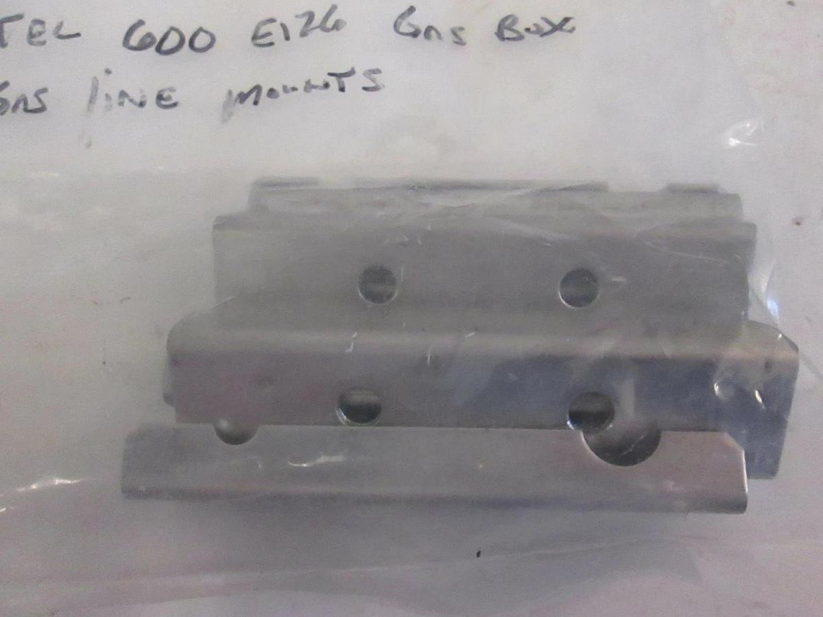 TEL 600 E126 Gas Box, Gas line Mounts Lot of 8, New