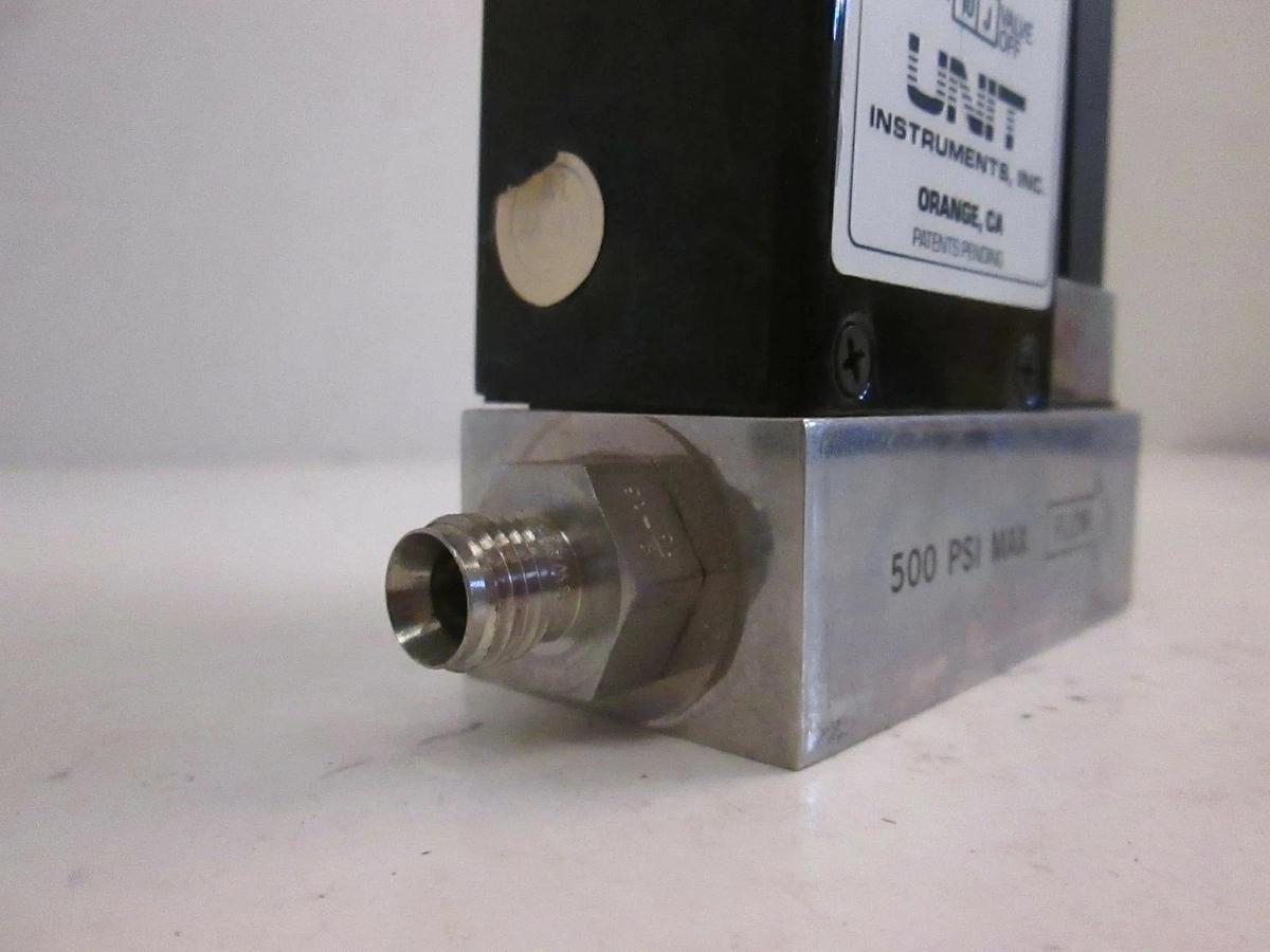 Used Unit UFC-1020 Mass Flow Controller MFC, O2, 5 SLM