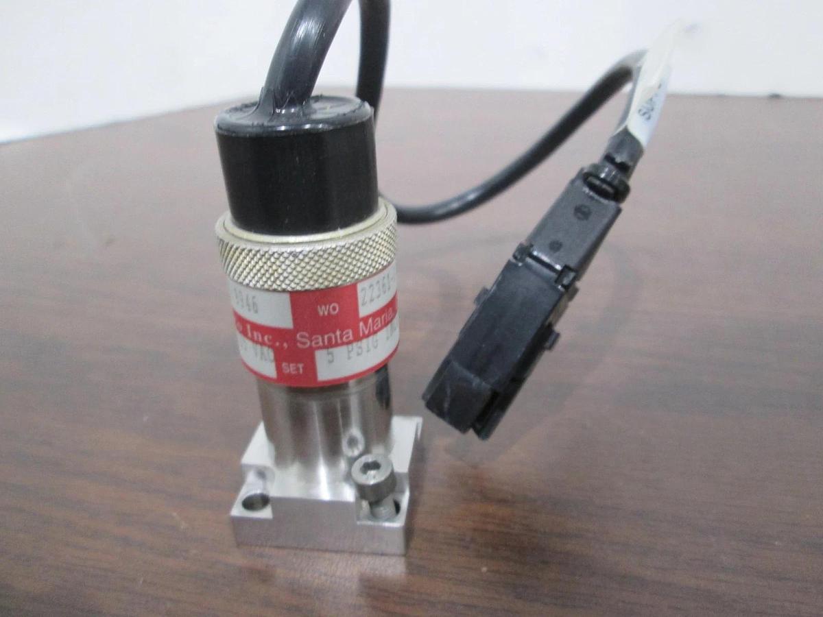 Used Wasco Inc., UHP150-31W3A-X/9946, Vacuum Switch, Used