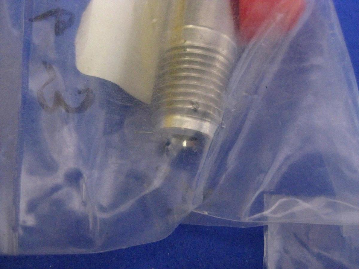 PARKER EWAL 56-346-4M2-48 CGA 346 Inlet Connection, 1/4" NPT - LOT of 4