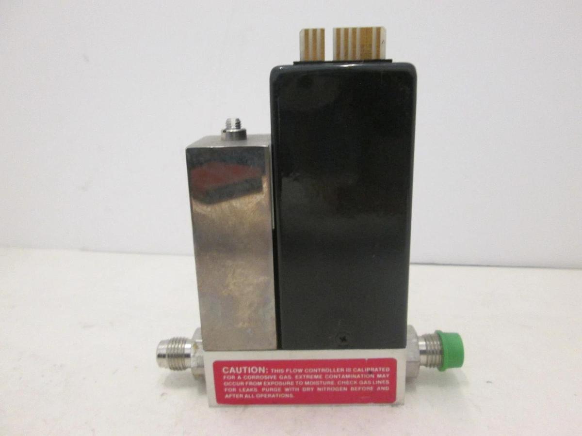 Used Unit UFC-1100A, Mass Flow Controller MFC, SiH2CL2, 100 SCCM, Used