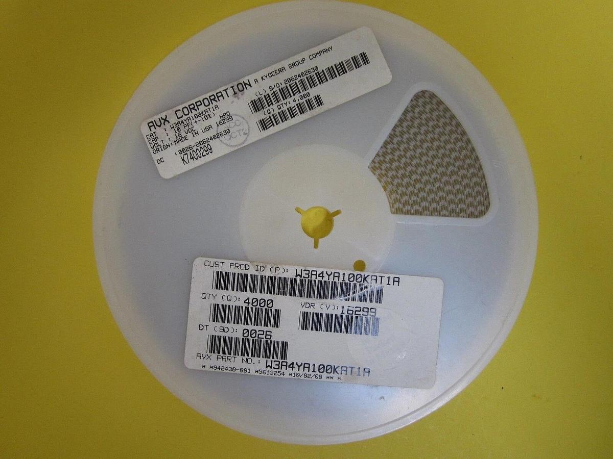 AVX Capacitor Array W3A4YA100KAT1A, 16VDC, 10 pF Cap, Reel of 4000