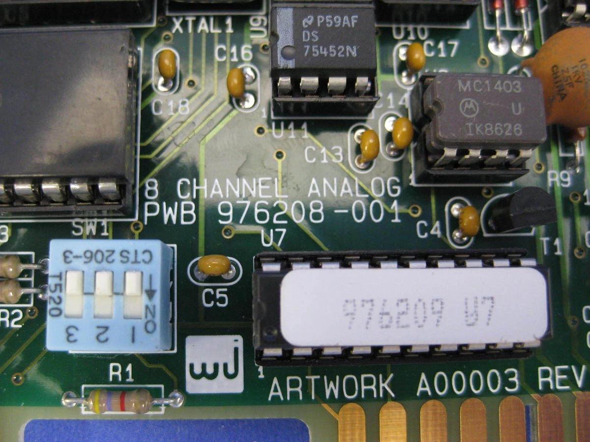Used Watkins Johnson 976208-001 8 Channel Analog Board