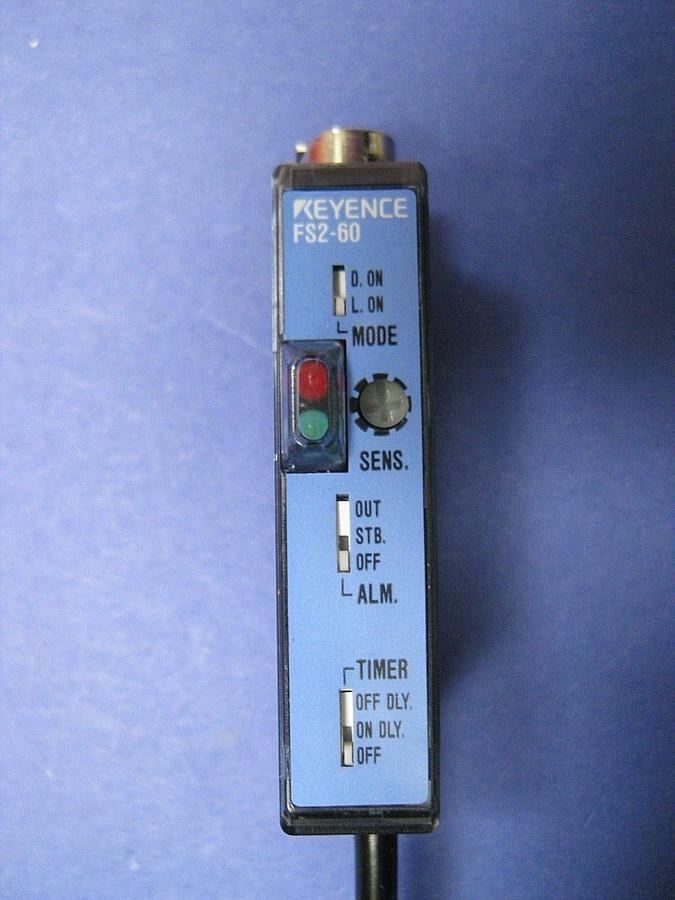 Used Keyence FS2-60 Fiber Photoelectric Sensor, New