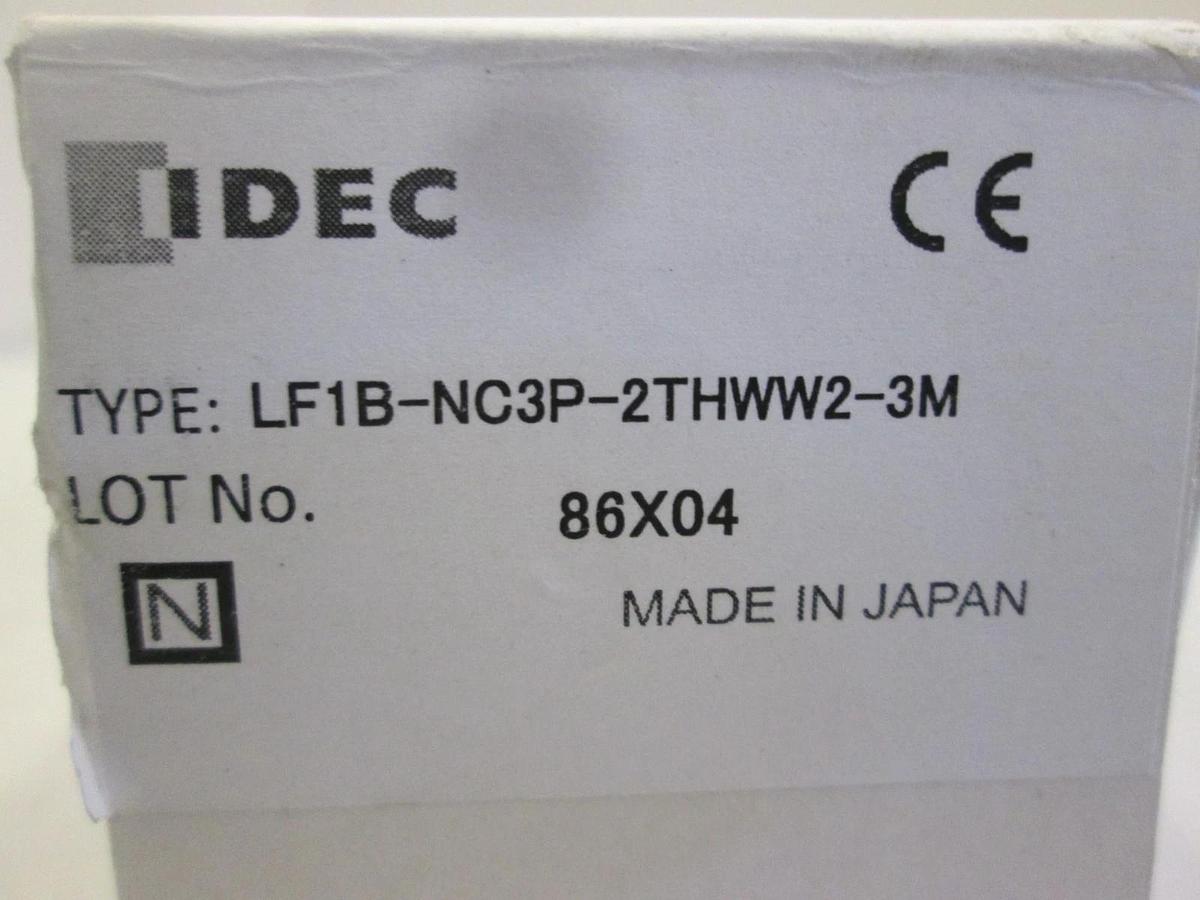 IDEC, LF1B-NC3P-2THWW2-3M, Light Bar, New