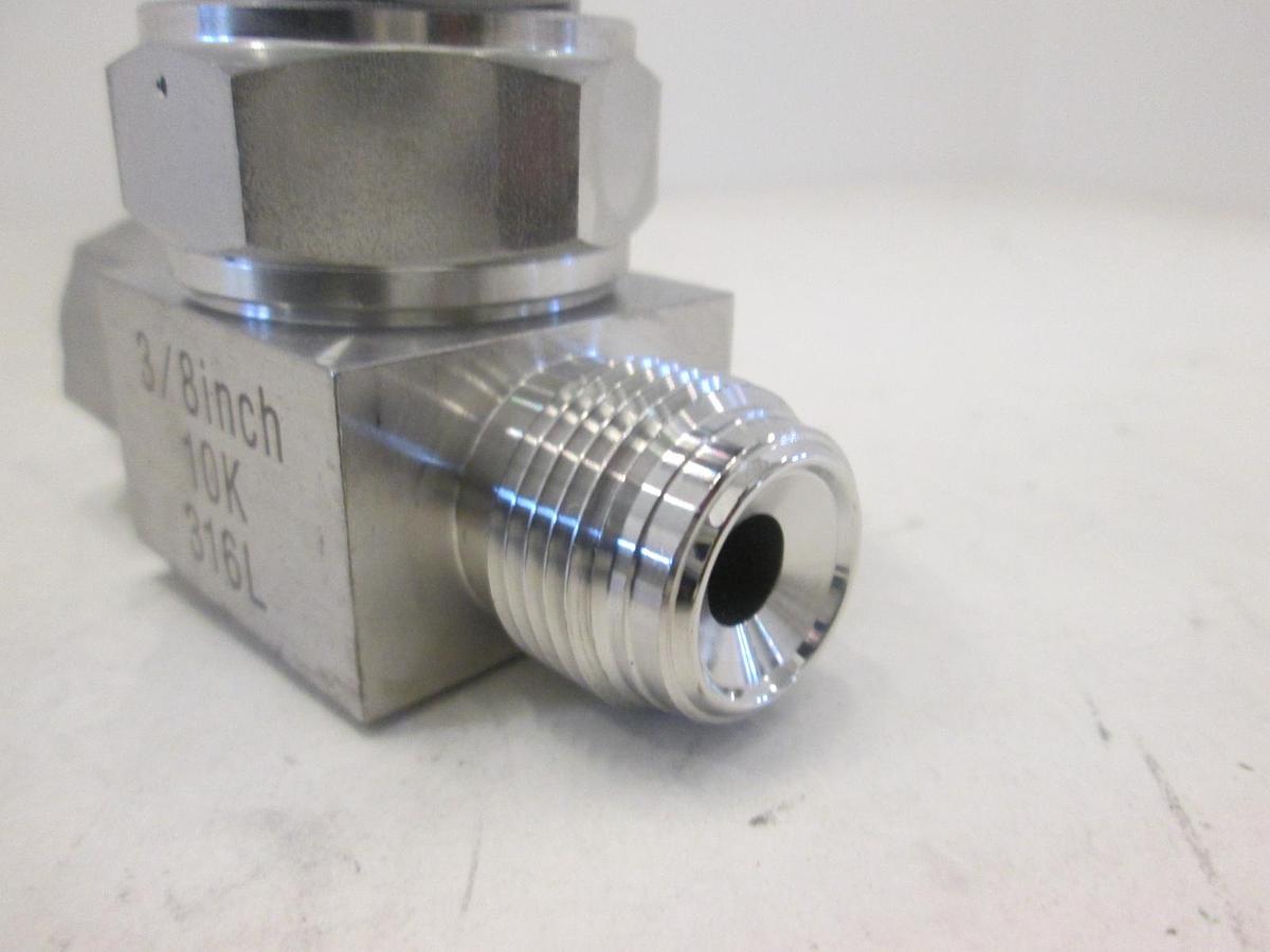Used Nippon Sanso, 316L 10 K 3/8", Stainless Steel Valve, Used