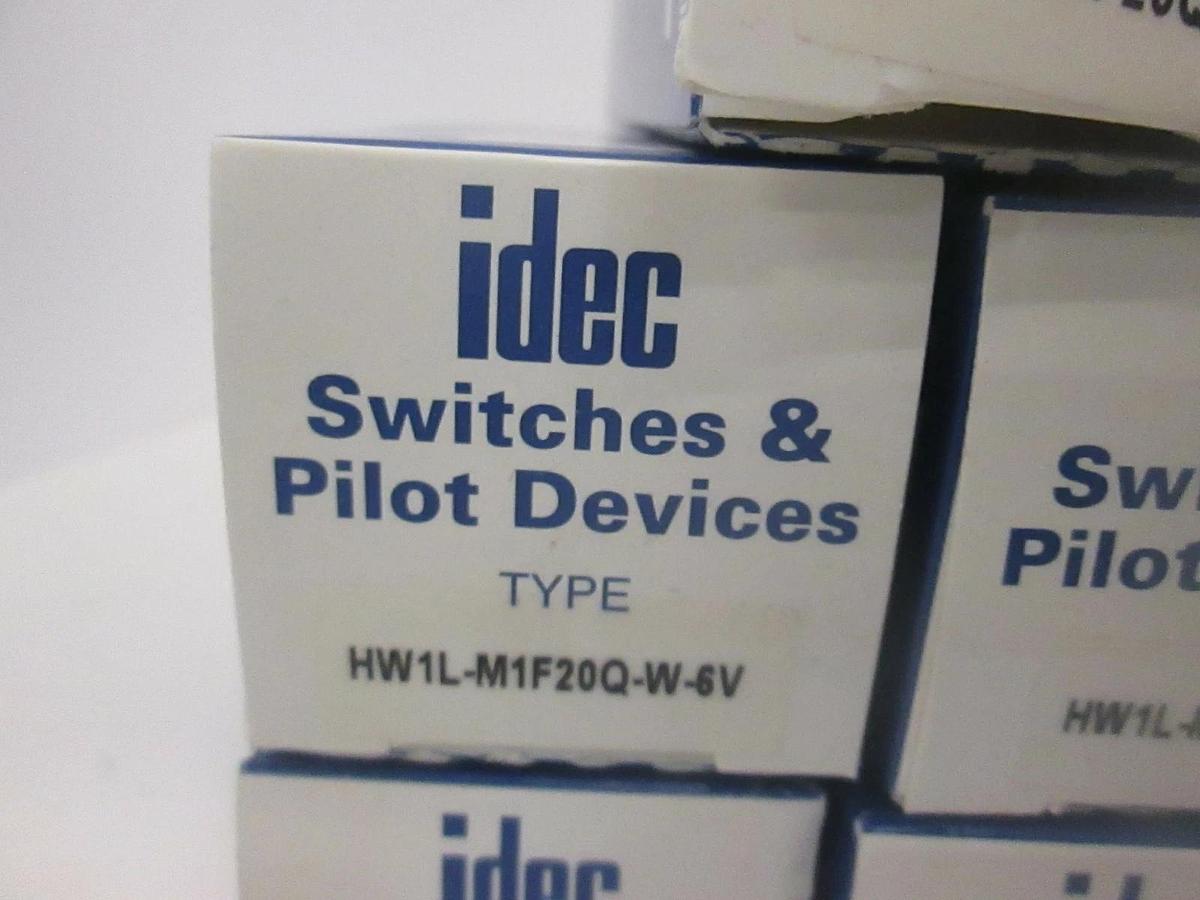 Idec, Push Button Switch, HW1L-M1F20Q-W-6V, New, Lot of 5