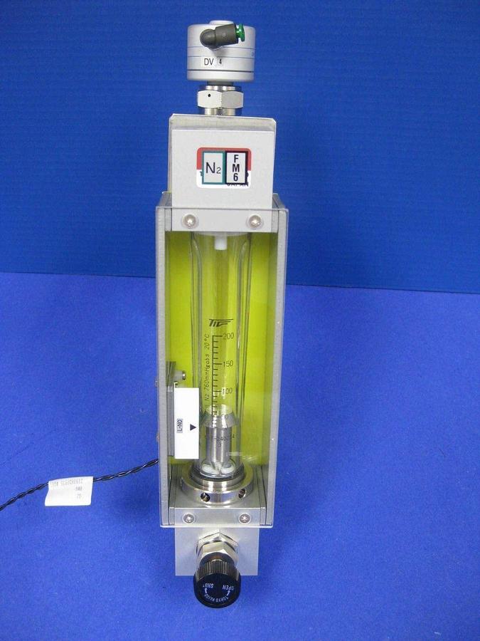Used Tokyo Keiso F97-240254-1 Purge Meter, 25-250 l/Min N2 with Fujikin Pneum.Valve