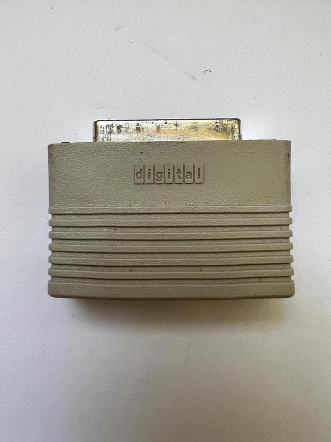 Used Digital, 25-Pin Connector, HB571-A REV E A, Used