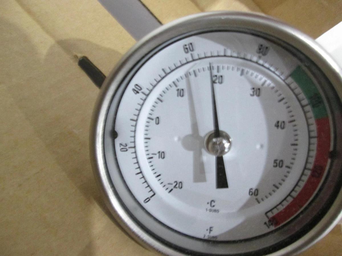 Ashcroft, Bimetal Thermometer, 32220, 3" Back W/O Reset, 1/2" NPT, 1" Stem, New