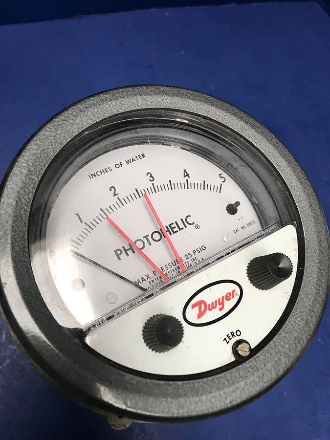 Used Dwyer 3005 Photohelic Gauge 0 to 5",  used