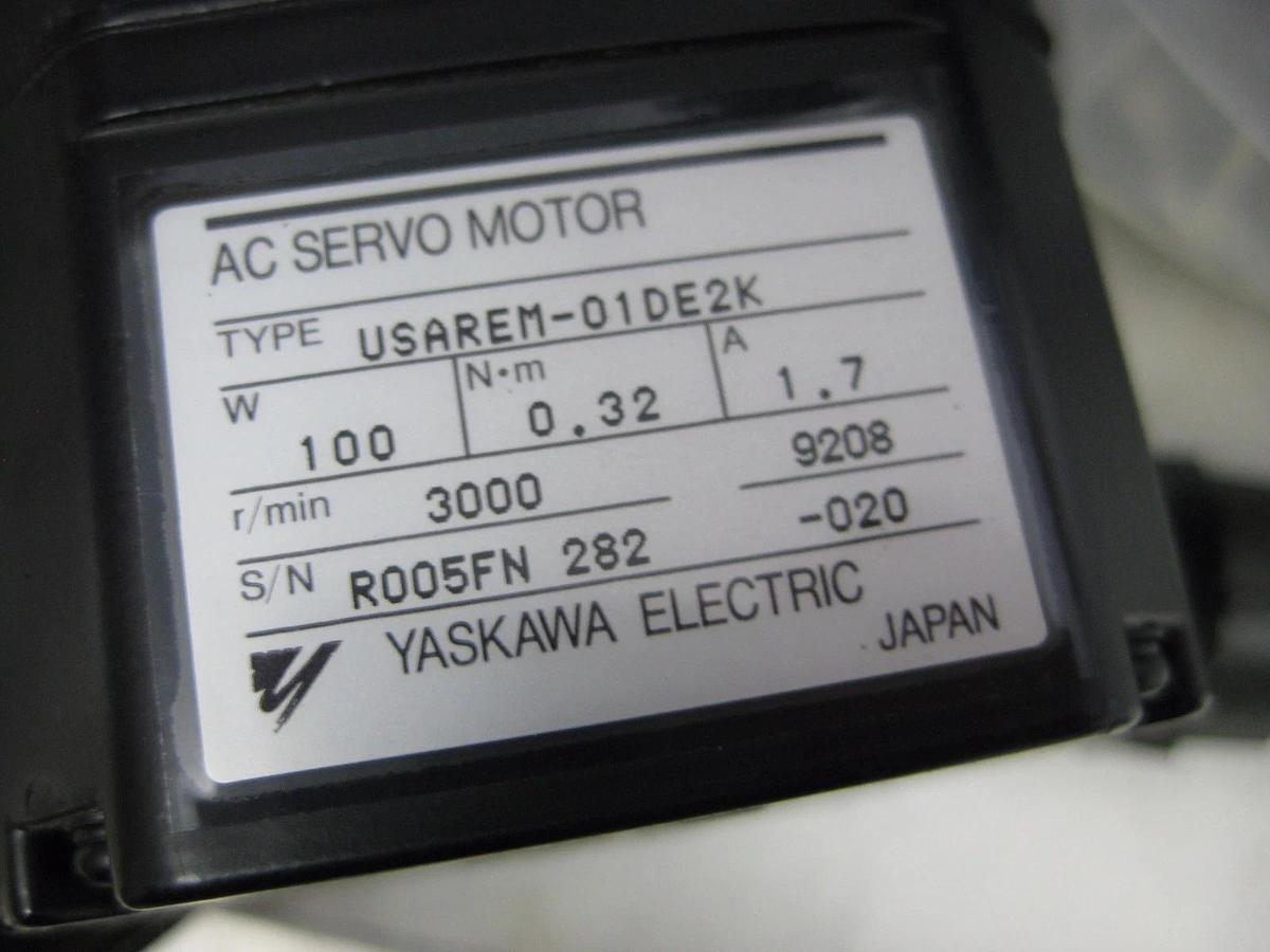 Used Yaskawa USAREM-01DE2K AC Servo Motor w/ IMT Non-Backlash Gear BM2-10B-01YERAK1