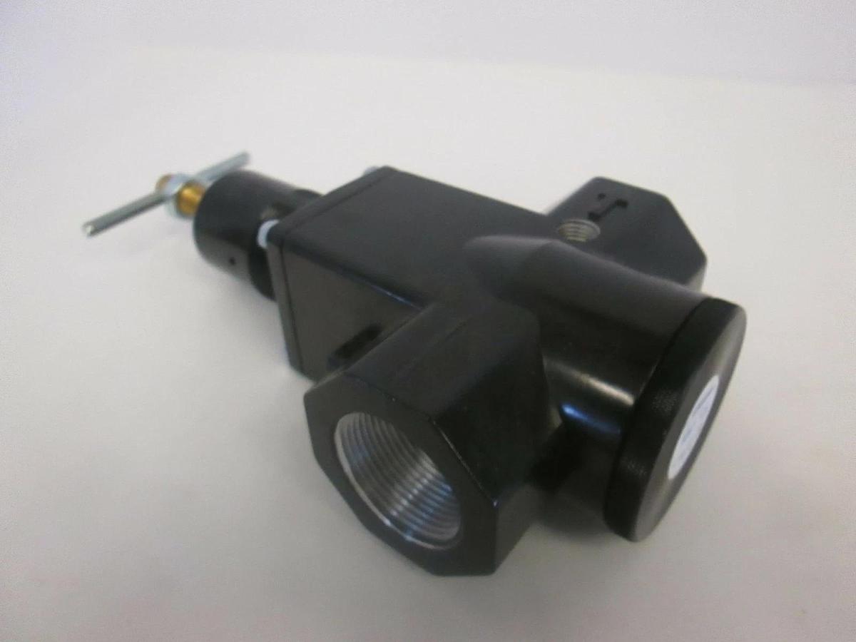 Exair, 1 1/4 NPT Pressure Regulator, 9067, New