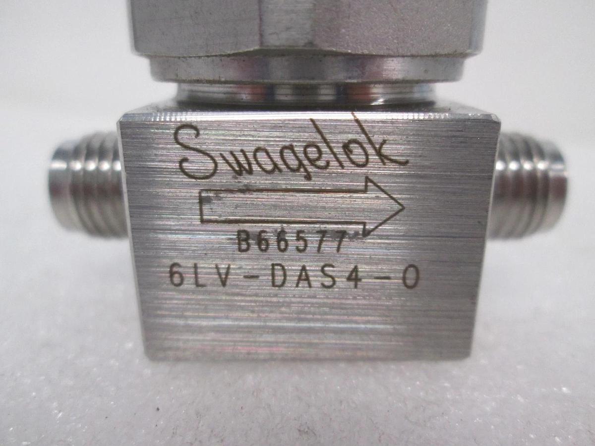 Swagelok, 6LV-DAS4-0, 1/4" Pneumatic Valve, Used