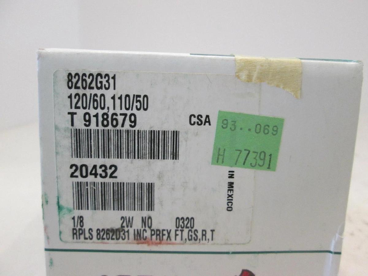 Asco Red Hat, Solenoid Valve 1/8" Pipe, 6.1 W, 8262G31, New