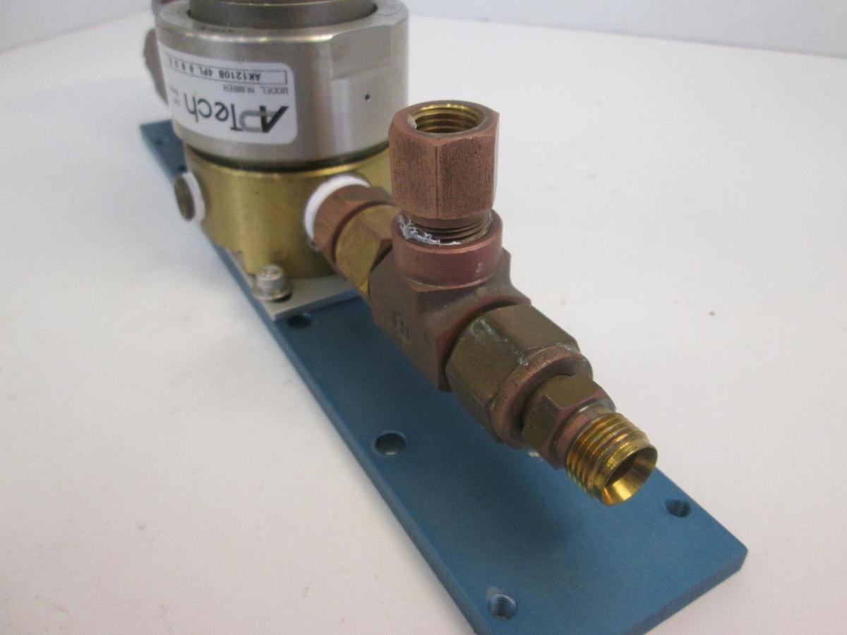 Used APTech AK1210B 4PL 8 8 0 0 4-Port Brass Pressure Regulator Stick Assy, Used