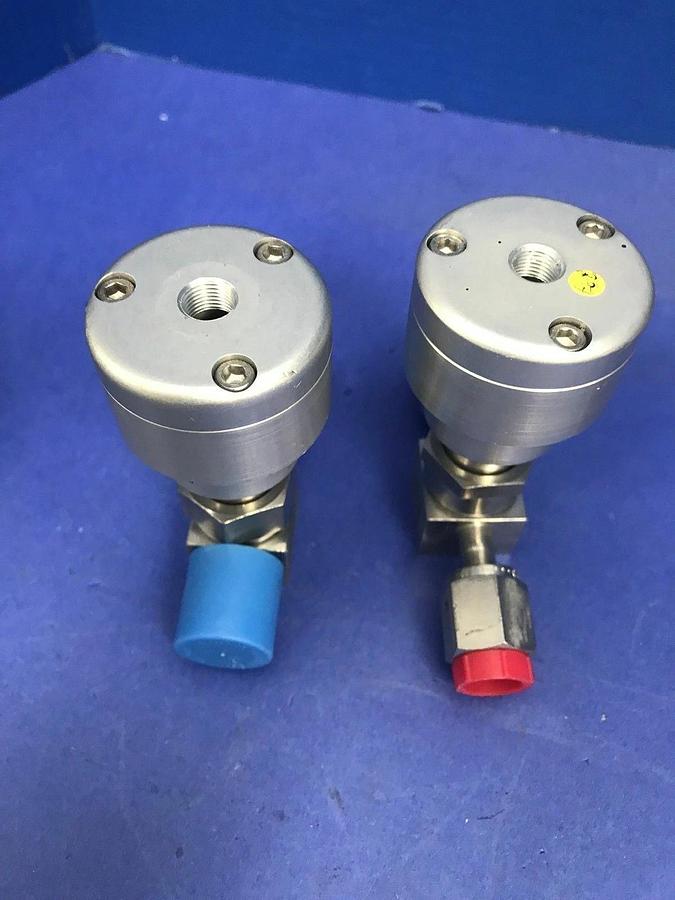 Used Nupro SS-4BK-V51-1O Bellow Sealed Valve w/ NO Actuator, 1/4" FVCR, Lot of 2 Used