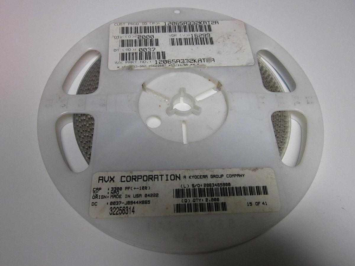 AVX Ceramic Capacitor 12065A332KAT2A 50V, 10%C0G 3300PF, Reel of 2000