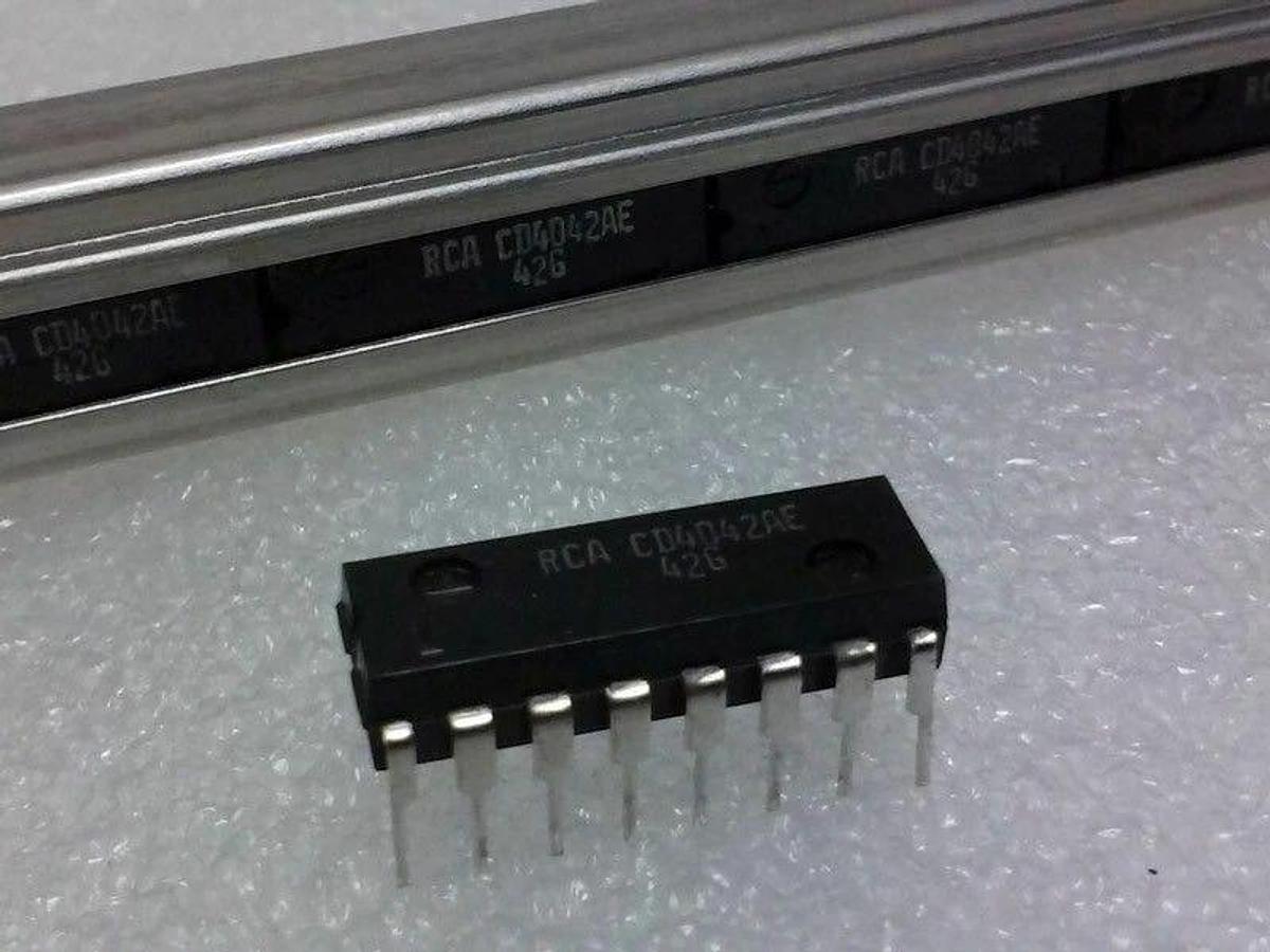 RCA CD4042AE IC Chip Quad D Latch 16 Pin, Lot of 10, NIB