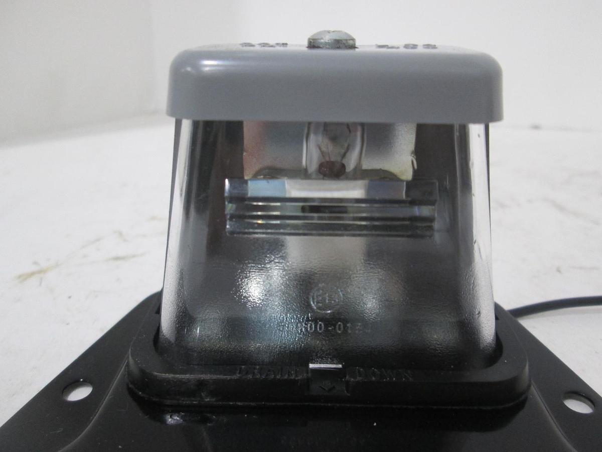 License Light w/ Bracket, M436B, New