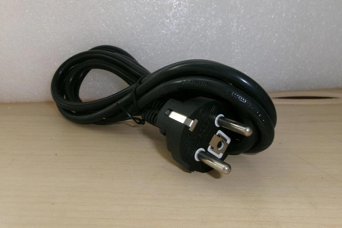 Used Qiaopu type E, power supply cord, 16A 250V, new