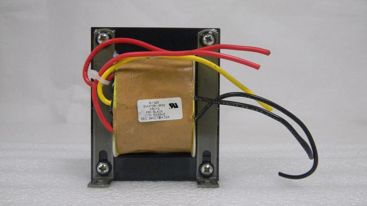 Used RU R-1925 Transformer, E1A373B1-9932, 117 V, 50/60 HZ, 24VCT @ 4.00A, New