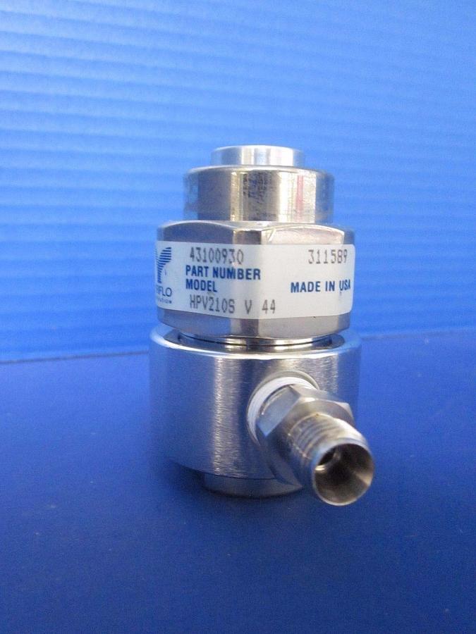 Used Veriflo HPV210S with Purge / Vent Button, 2 Ports - 1/4" Compression, Used