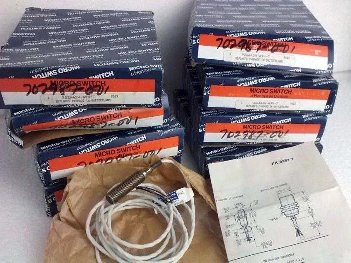 Honeywell Microswitch 922AA2W-A9N-T Proximity Sensor, PK 821 1, Lot of 4, NIB