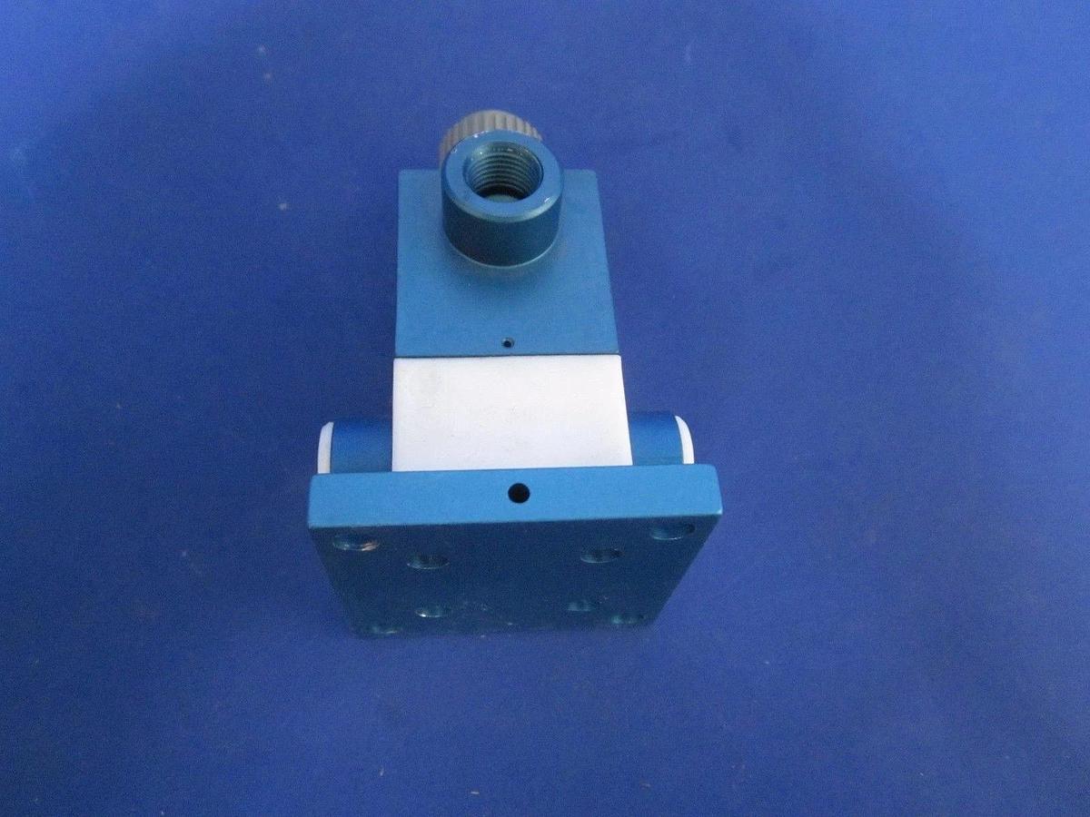 Used Parker SD-1122-E Stop Drip Valve - LOT of 2