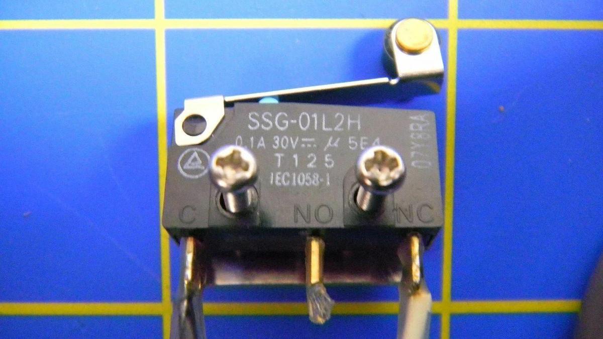 Used Tokyo Electron Limited, Alpha 8s, Omron SSG-01L2H Micro Switch, 0.1A, 30V, Used