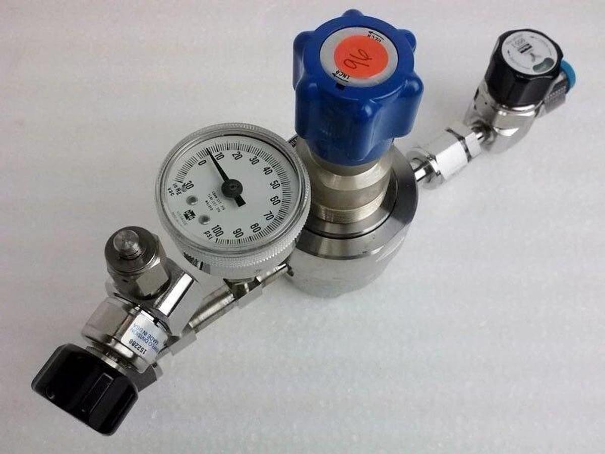 Refurbished High Purity Gas Stick Assy, Veriflo SQ Regulator, 955I Valves & Gauge,