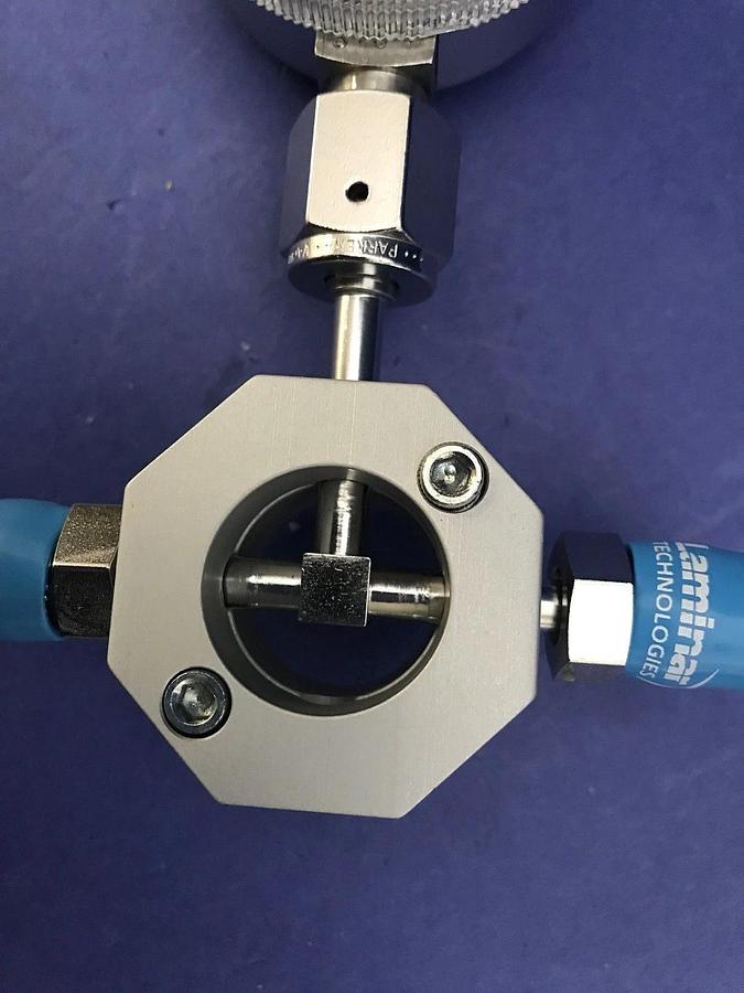 Used Semi Gas Systems Pressure Gauge Assy, 30-0-30, w/ Tee Fitting & 1/4" MVCR Ports