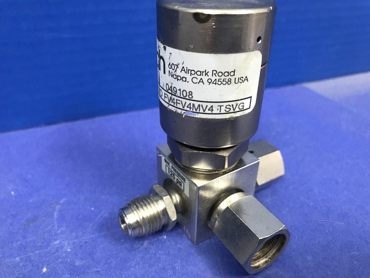Used Aptech AP3550SM 3-Way, 1/2"FVCR x 1/2" FVCR x 1/4"MVCR , Lot of 2 Used